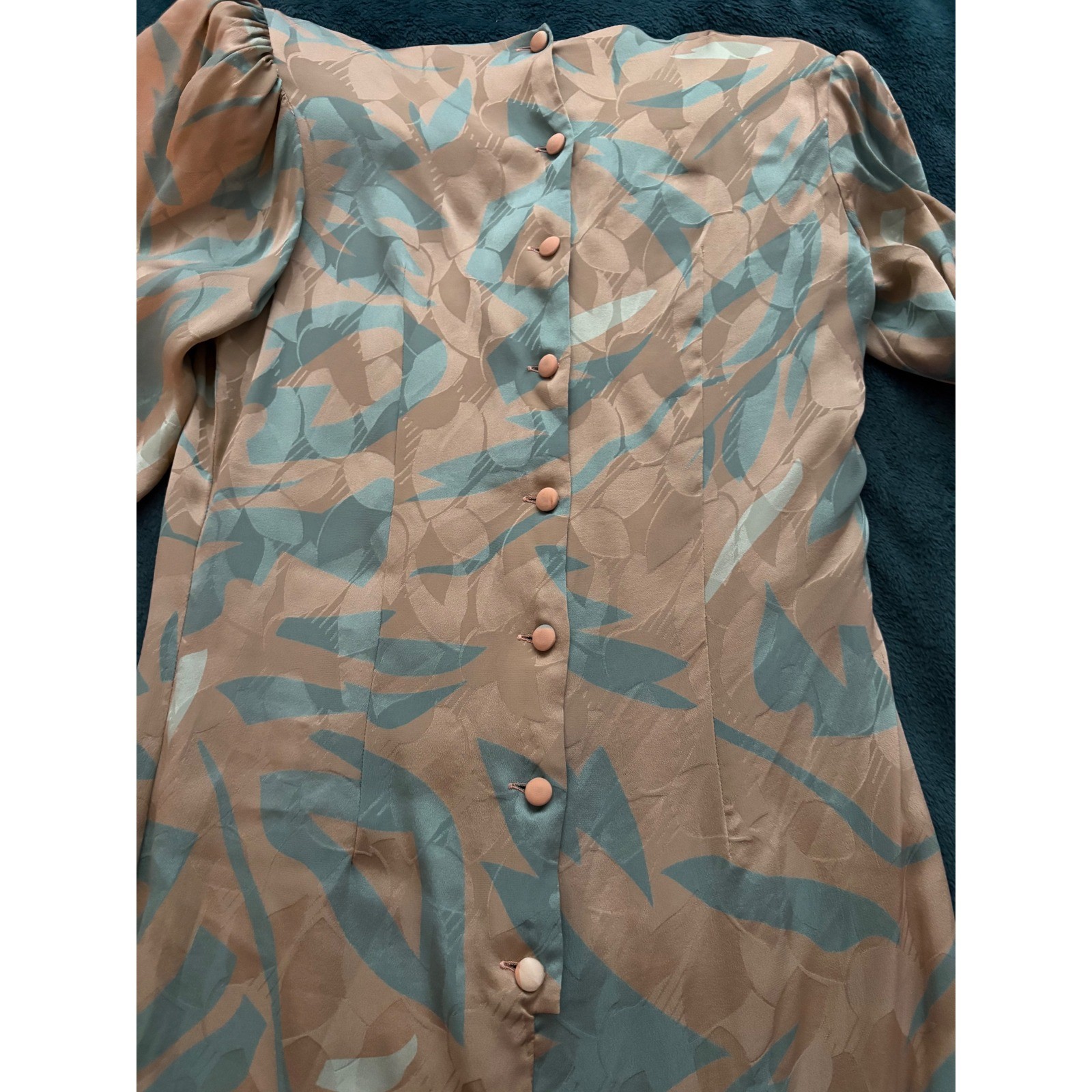 Disegni by Perez Vintage 100% Silk Abstract Leaf Button Back Midi Dress Tan 4