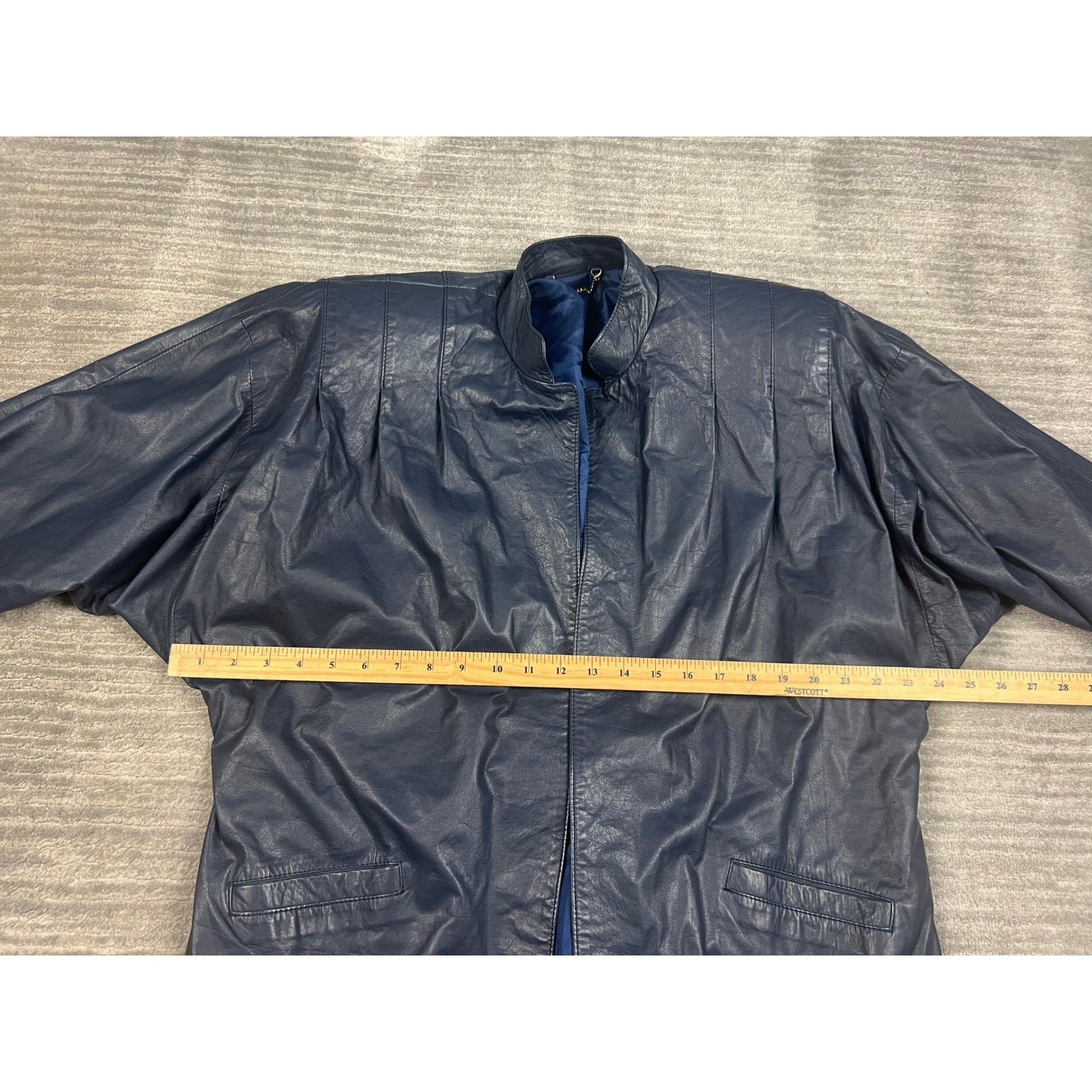 Cueros Leather Jacket Womens L Navy Blue Dolman Sleeve Pleated Vintage Tie Belt