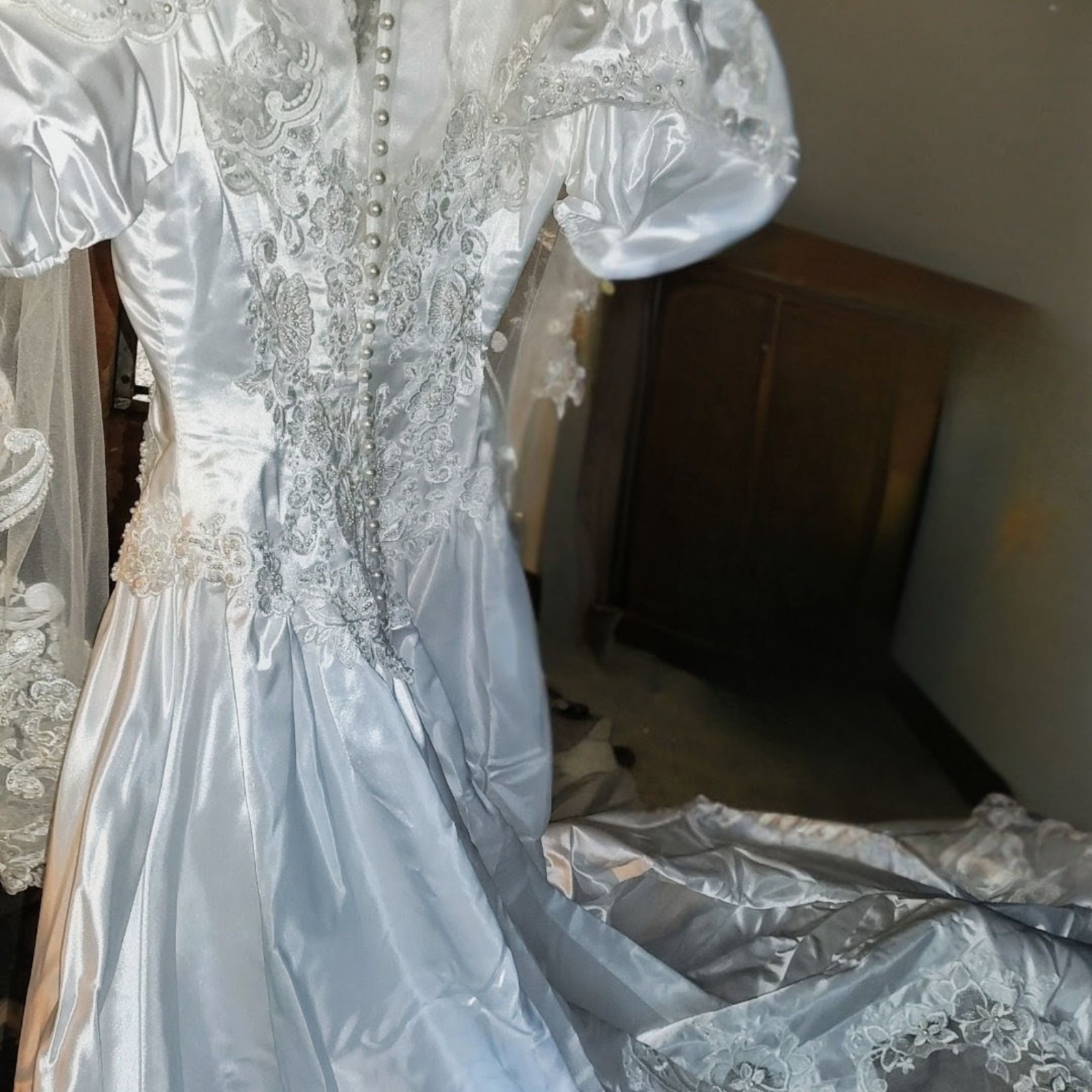 Restored Vtg 80s 90s Satin Wedding Dress High Neck Juliet Sleeve Gown Set Small