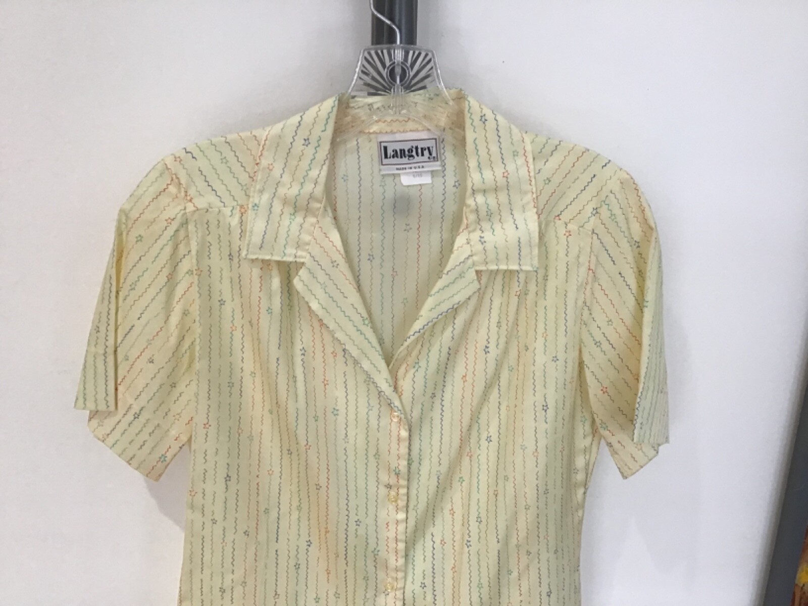 Vintage 70’s LANGTRY Polyester Lemon Chiffon Blouse w/ Stars & ZigZags Size 9/10