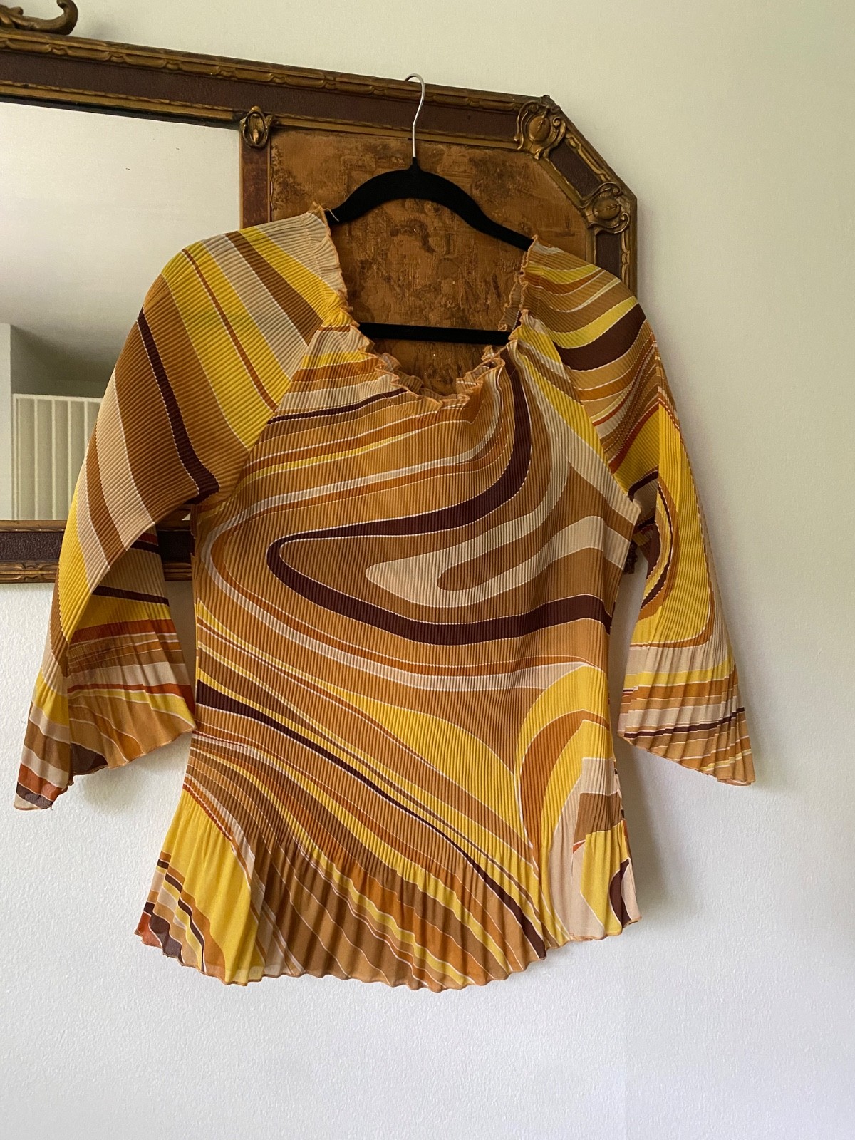 Vintage y2k Pleated Yellow Brown Swirl Psychedelic Abstract Top Large Boho