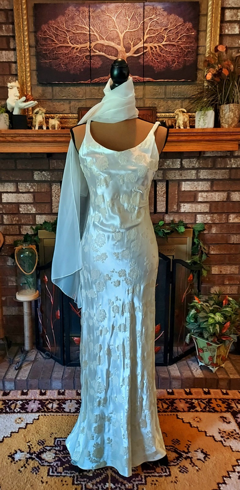 Vintage Zum Zum By Niki Livas Ivory & Floral Velvet Embellished Maxi Dress