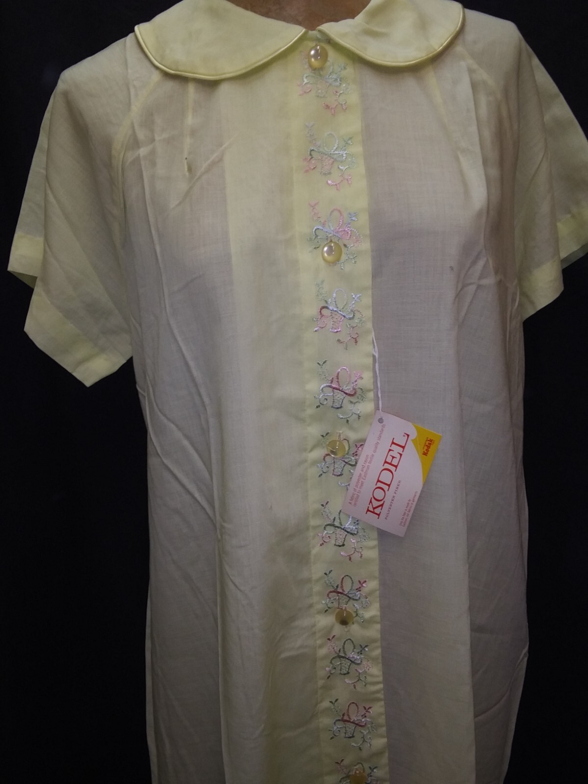 60’s Pale Yellow Embroidered Poly Rayon House Dress Robe Dress Smart Time L NWT