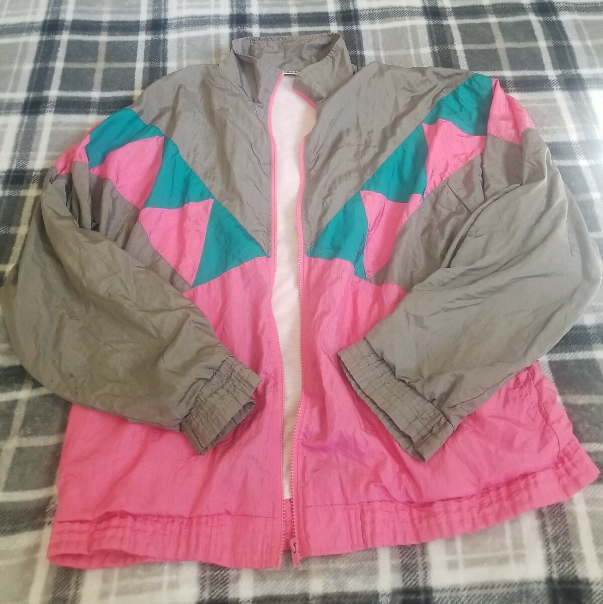Vintage 90’s Longstreet Missy Windbreaker Track Jacket Pink Green Gray Large