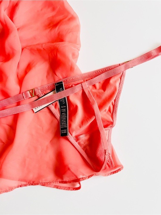 SMALL Victoria’s Secret coral orange slip and vstring panties set