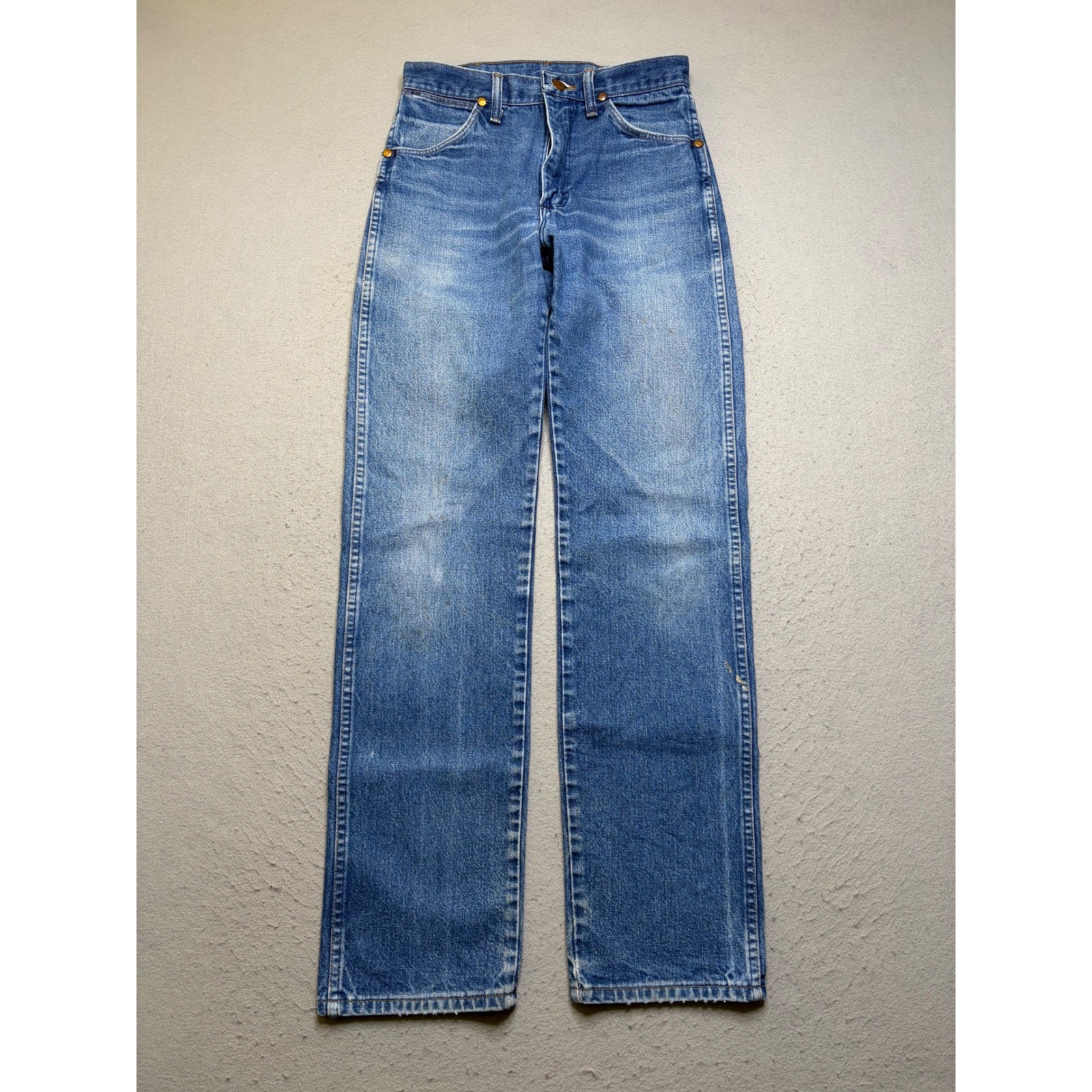 Wrangler Jeans Women 29×34 13MWZ Cowboy Cut Vintage 90s Made in USA Distressed