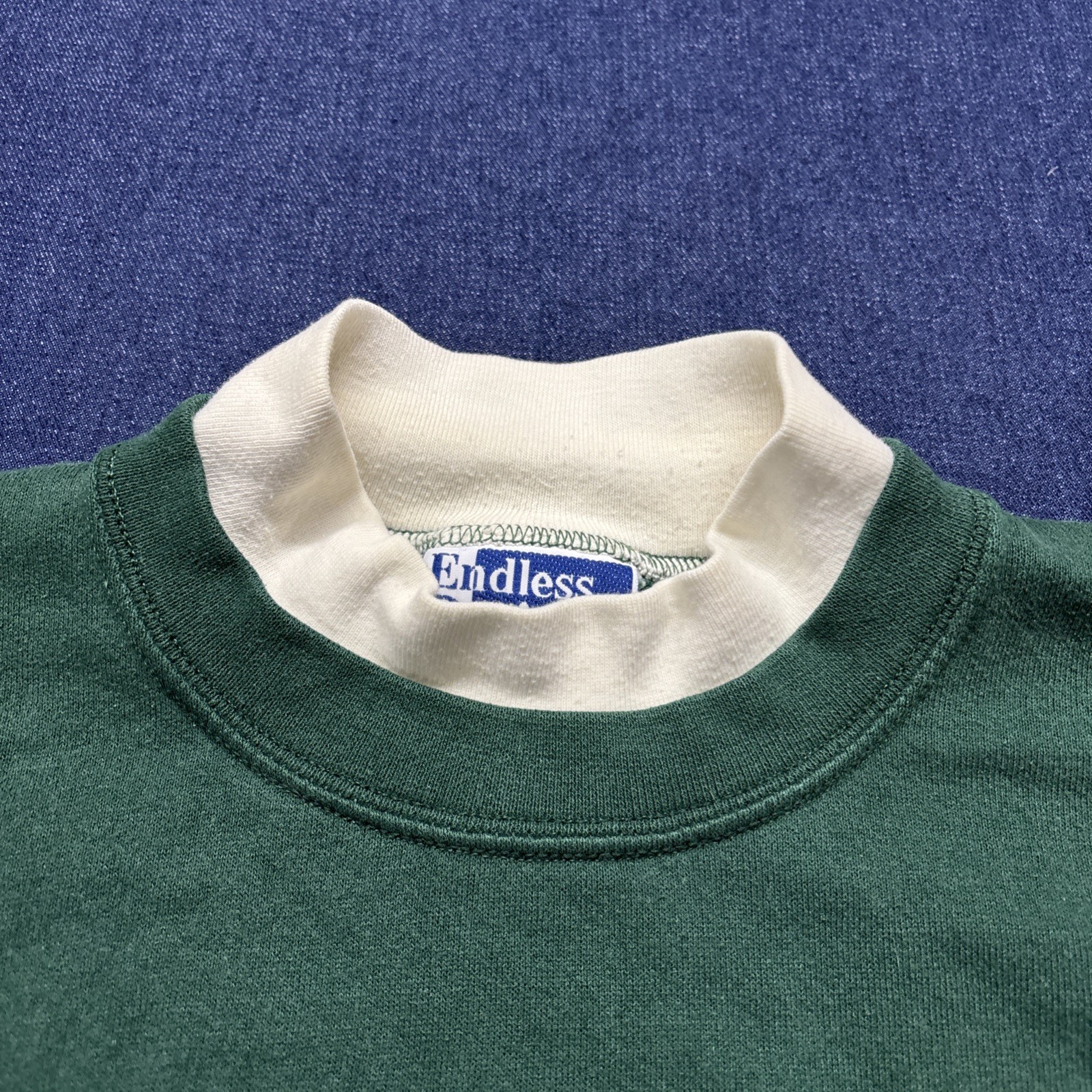 Vintage 90s Endless Designs Embroidered Cat Sweat Shirt Green L USA