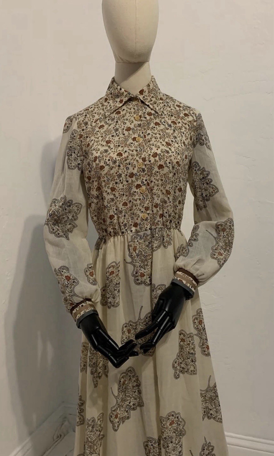 Vintage 70s Leslie Fay Floral Maxi Dress Boho Prairie Button Front