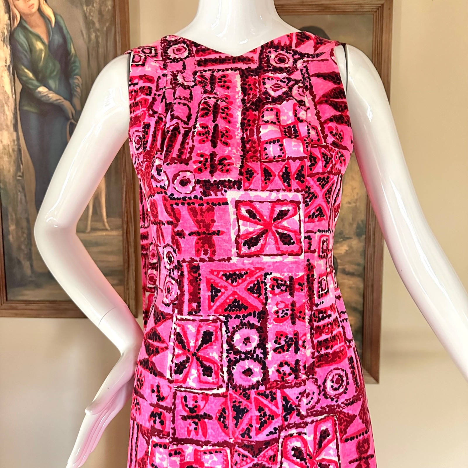 VTG 1960s Pink Hawaiian Tapa Print Watteau Dress Polynesian Tiki Barkcloth S