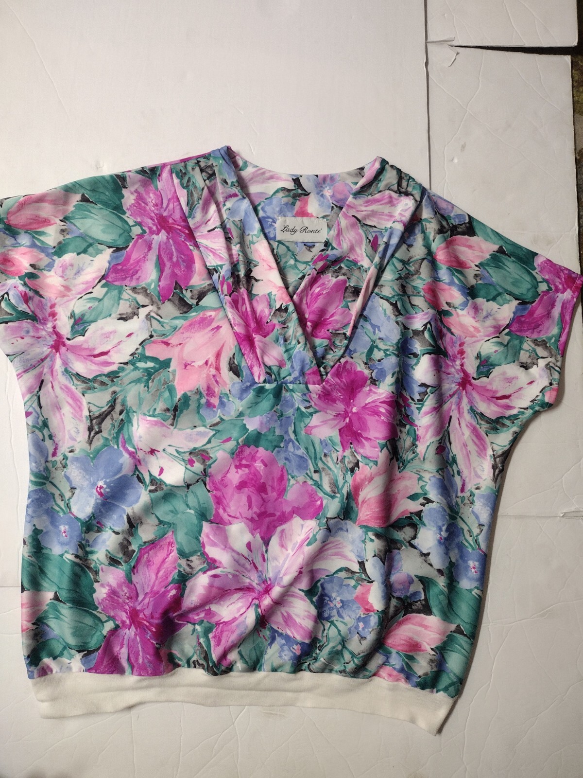 Blanche lady ronte golden girls vtg shirt. Unique. Bright colorful. Woman’s Loud