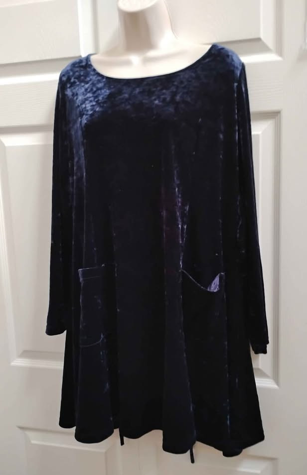 MODA INT’L Women’s Large A-Line Dress Blue Crush Velvet Long Sleeves Pockets VTG