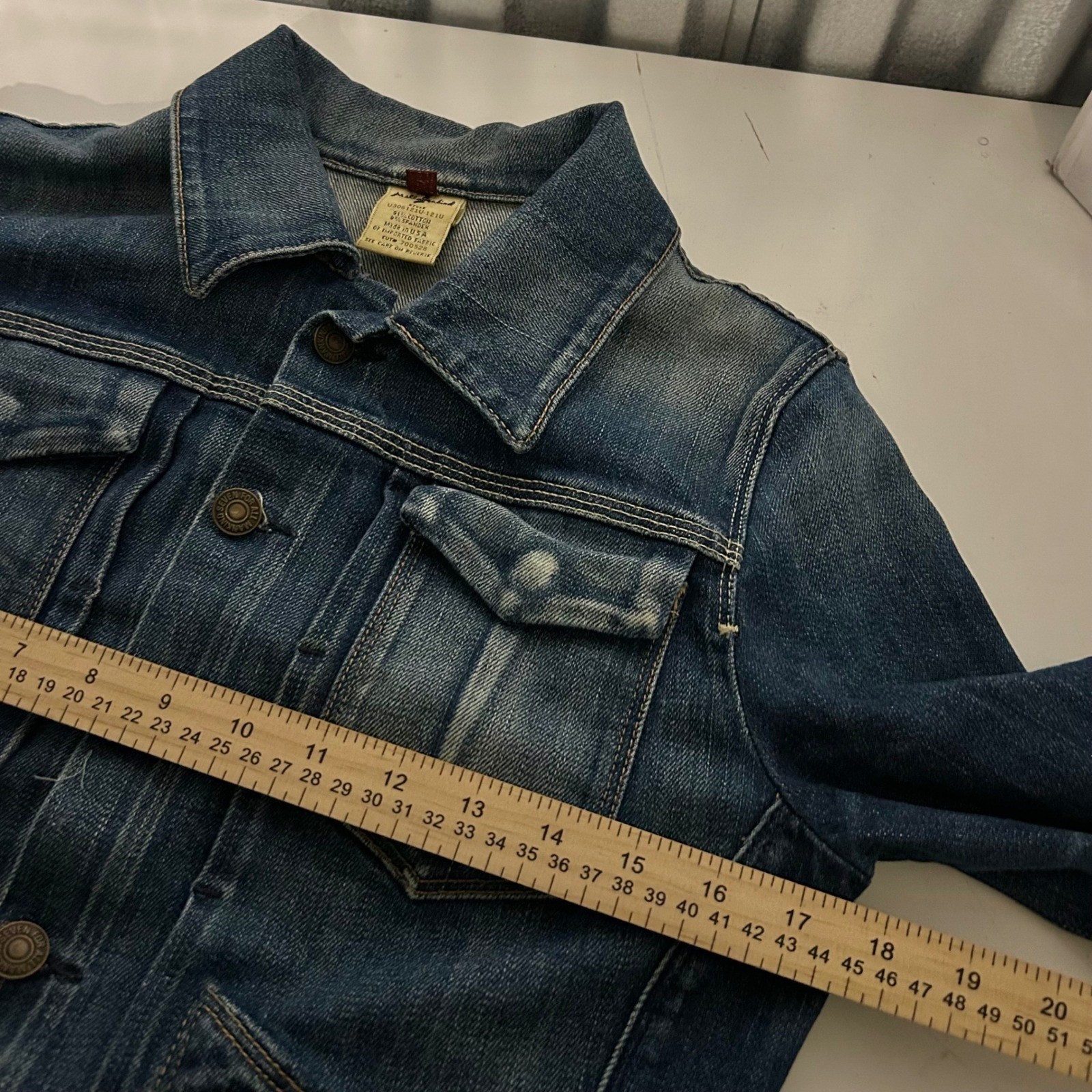 Vintage USA made 7 For All Mankind Denim Trucker Jacket Medium Wash Cinch