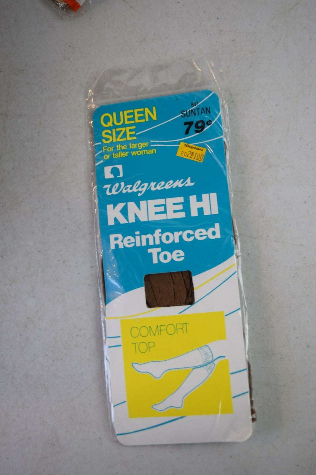 Vintage walgreens stocking. queen size for taller women. 847 suntan.