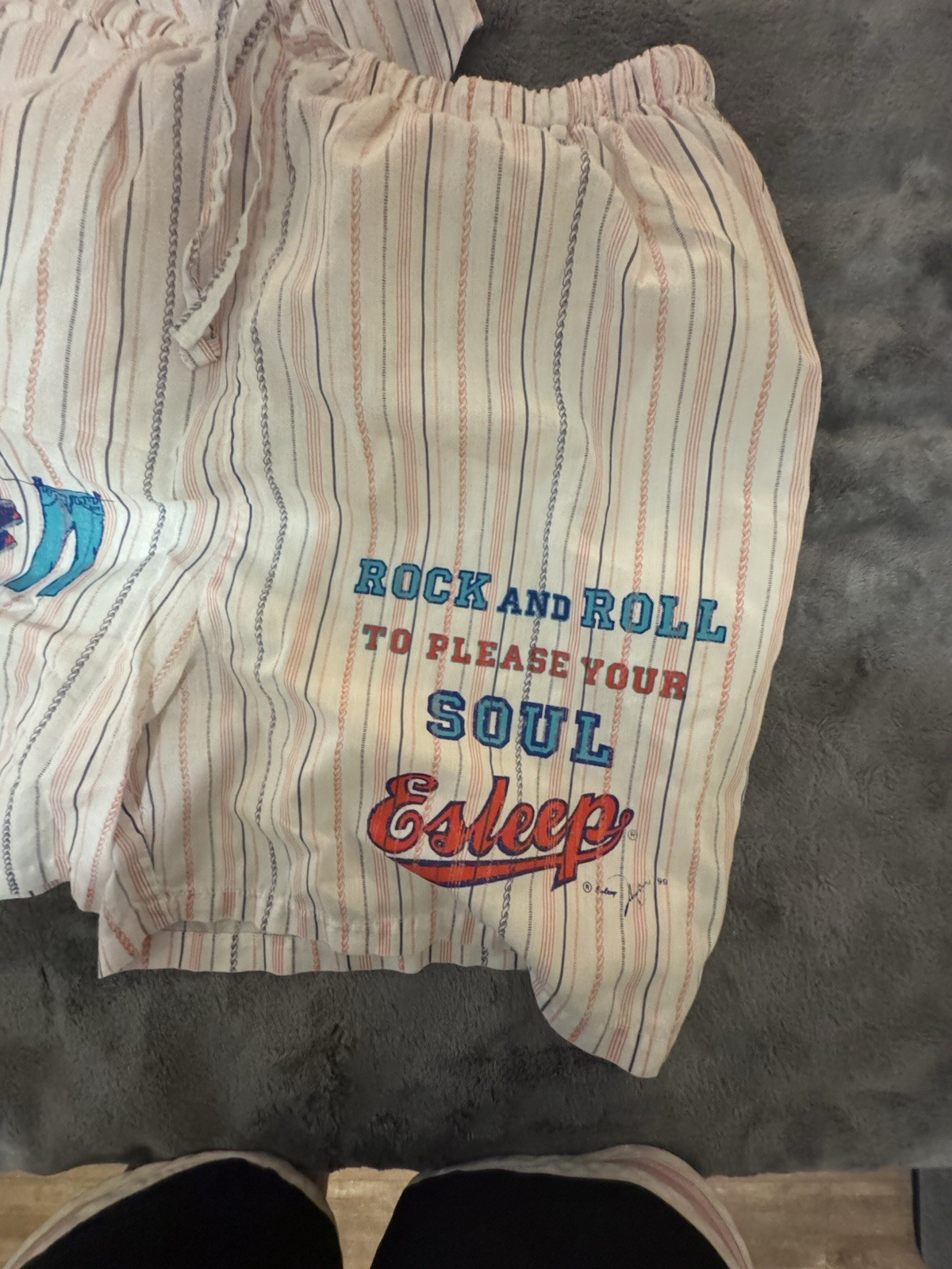 ESLEEP Vintage 1980’s Rare Womens Henley Sleepwear