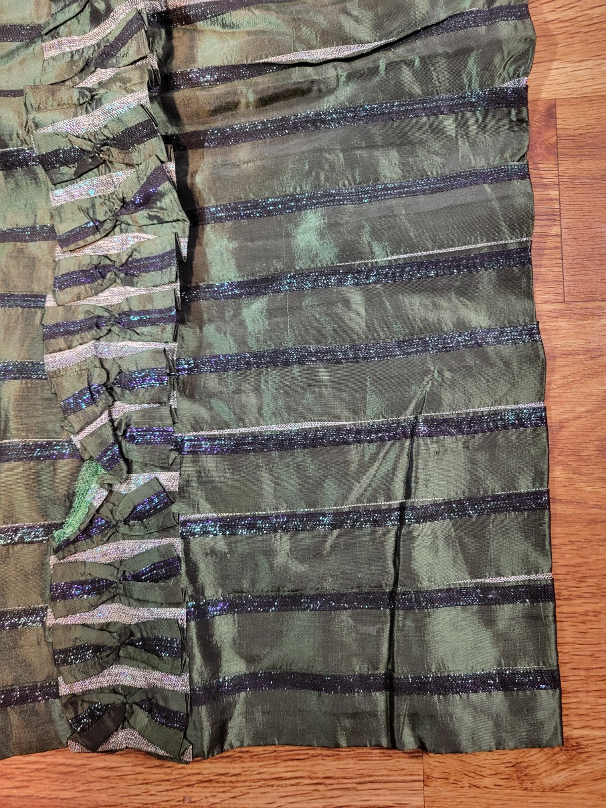 50s 60s Green Wiggle Cocktail Party Dress Med Taffeta Satin Midi VTG Lace Flaw