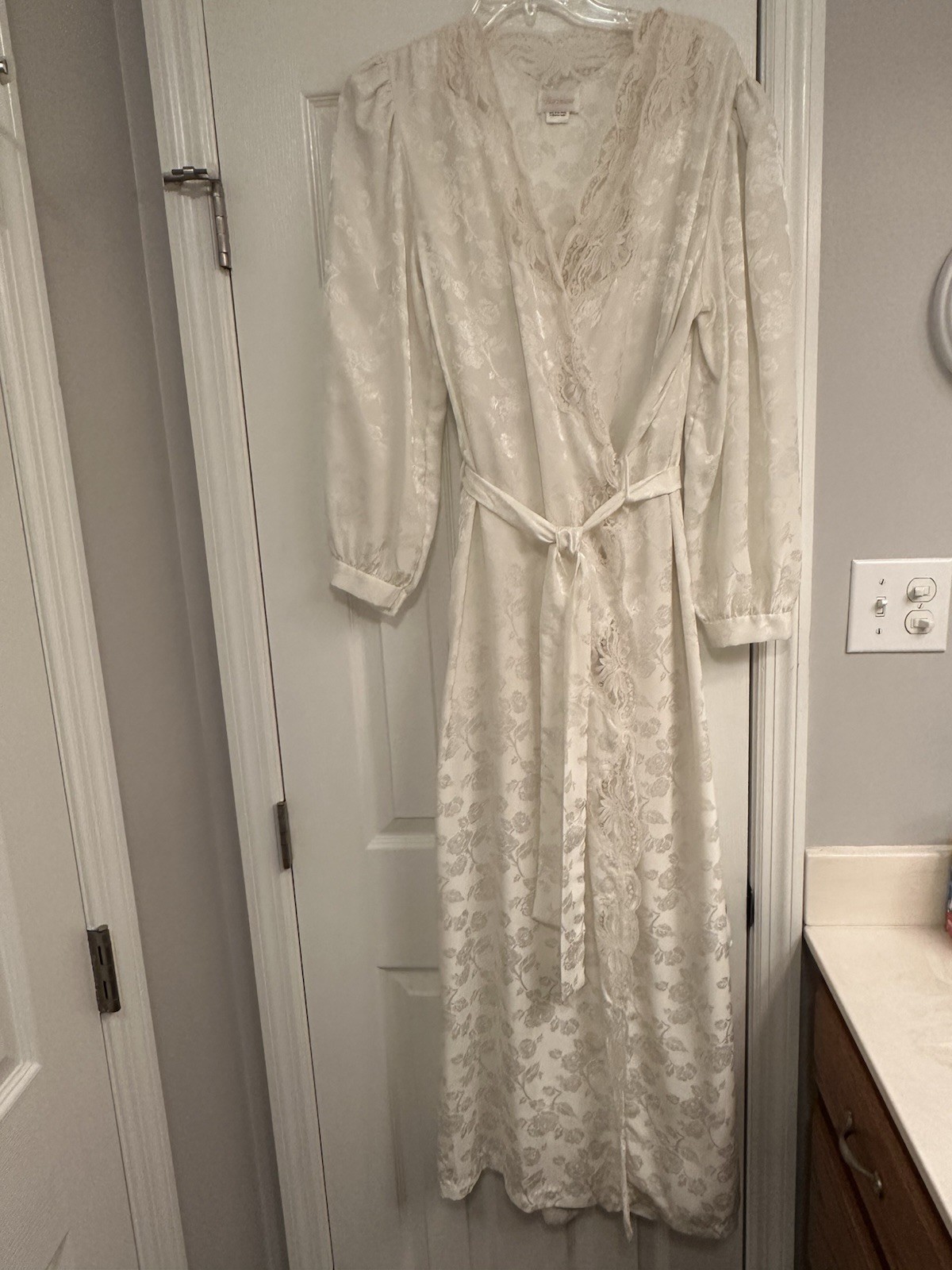 Vintage Barbizon Nightgown Lingerie 2 Piece Set Beige Cream Preowned