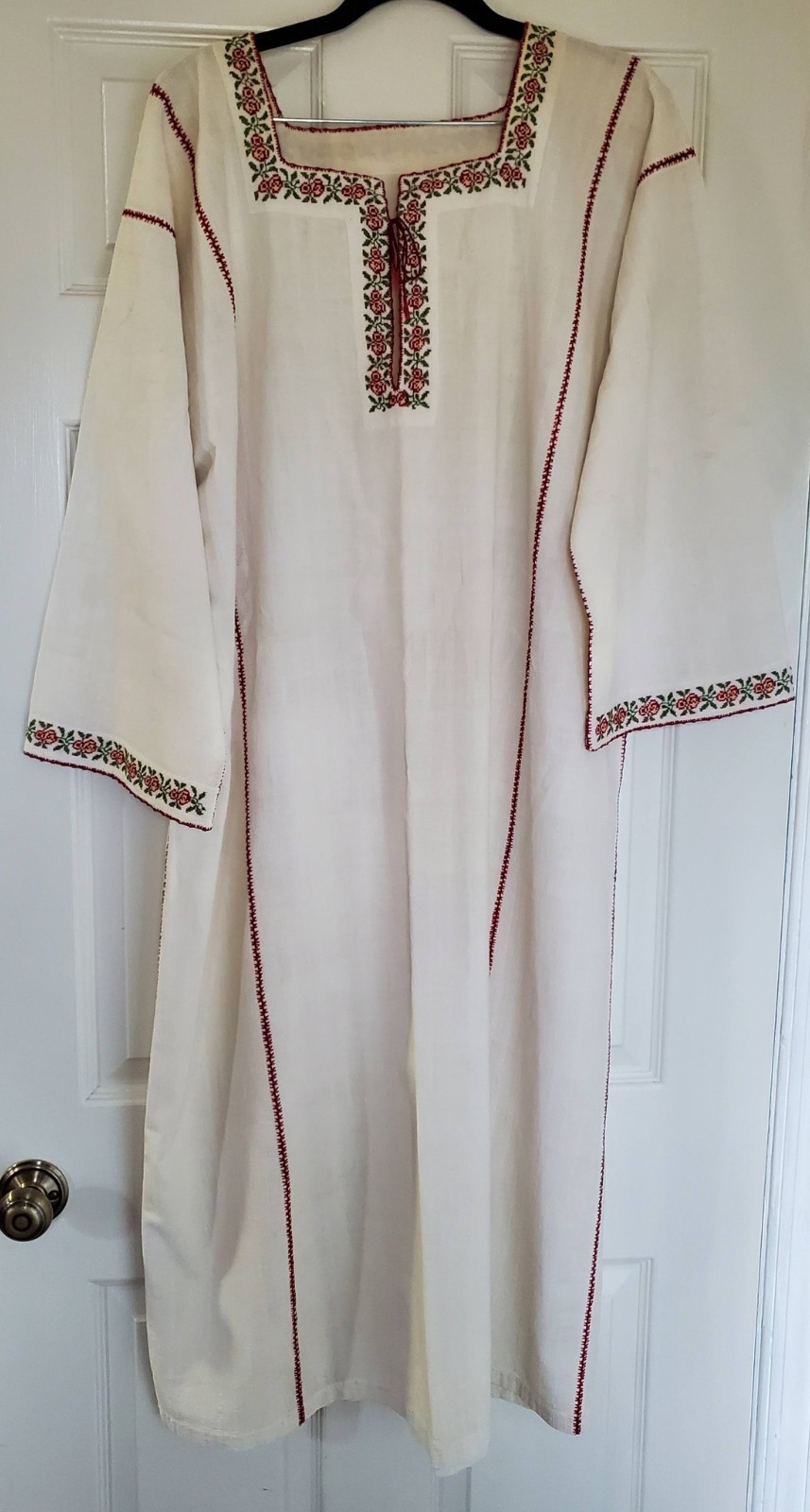 TraditionalBulgarian long dress with Floral Embroidery-Beautiful