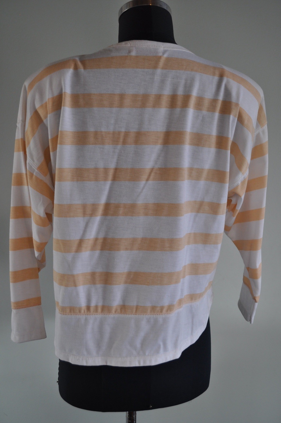 Vintage Top Women’s Stefano Peach and White Stripe Shoulder Pads 1980s