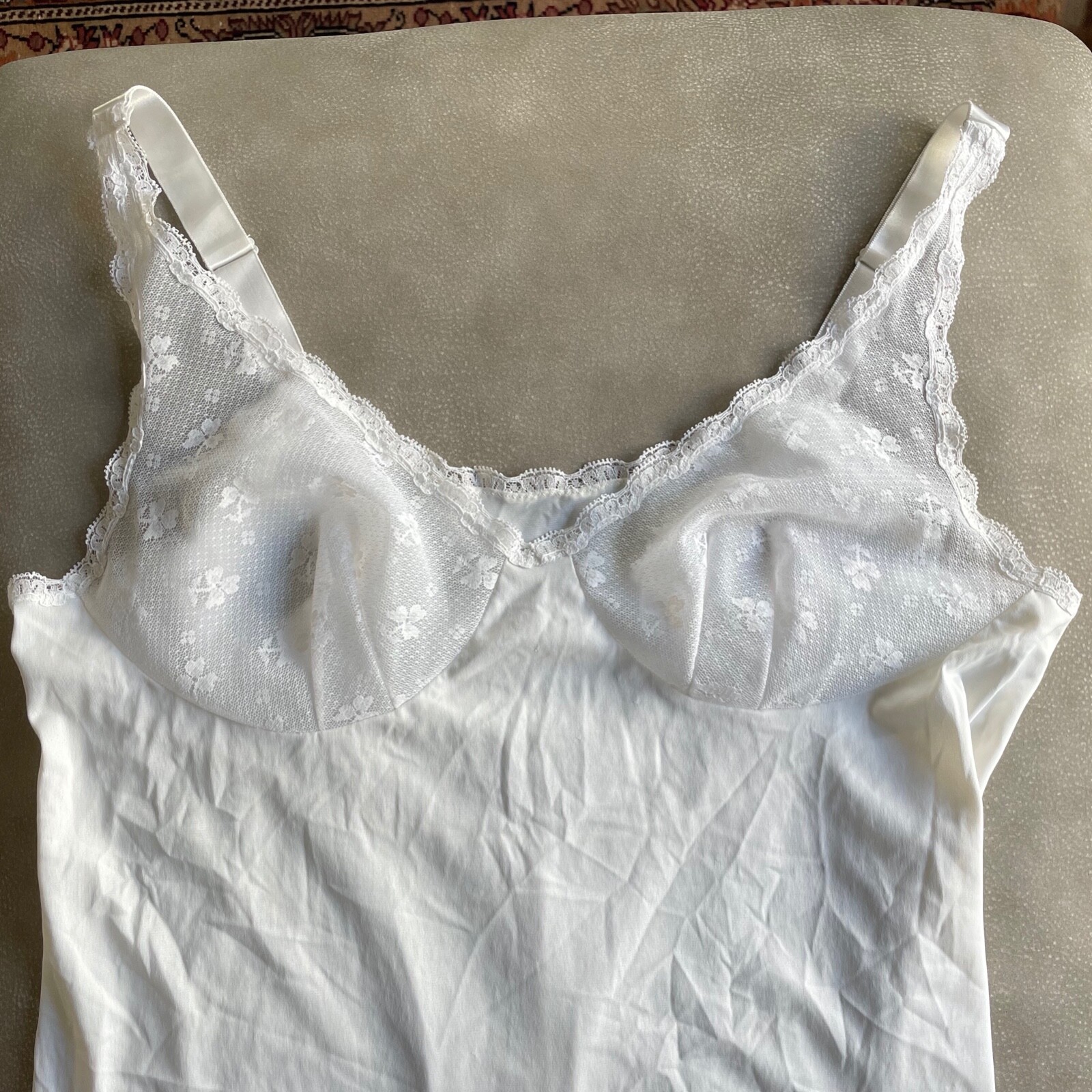 Vintage Slip Vanity Fair Women’s 34 Large Lingere White Lace Adjustable Strap