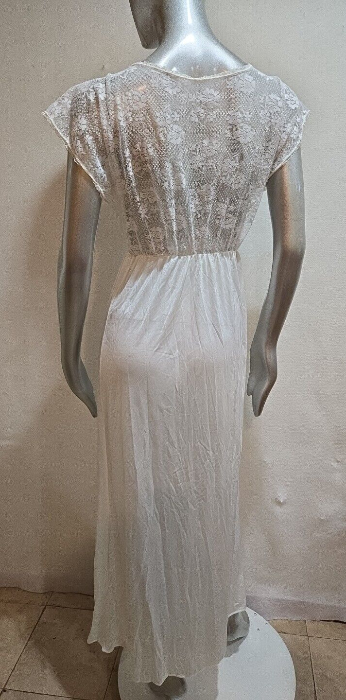 Vintage 70s Spotlight Semi Sheer Floral Lace Back Lingerie/Nightgown White Med