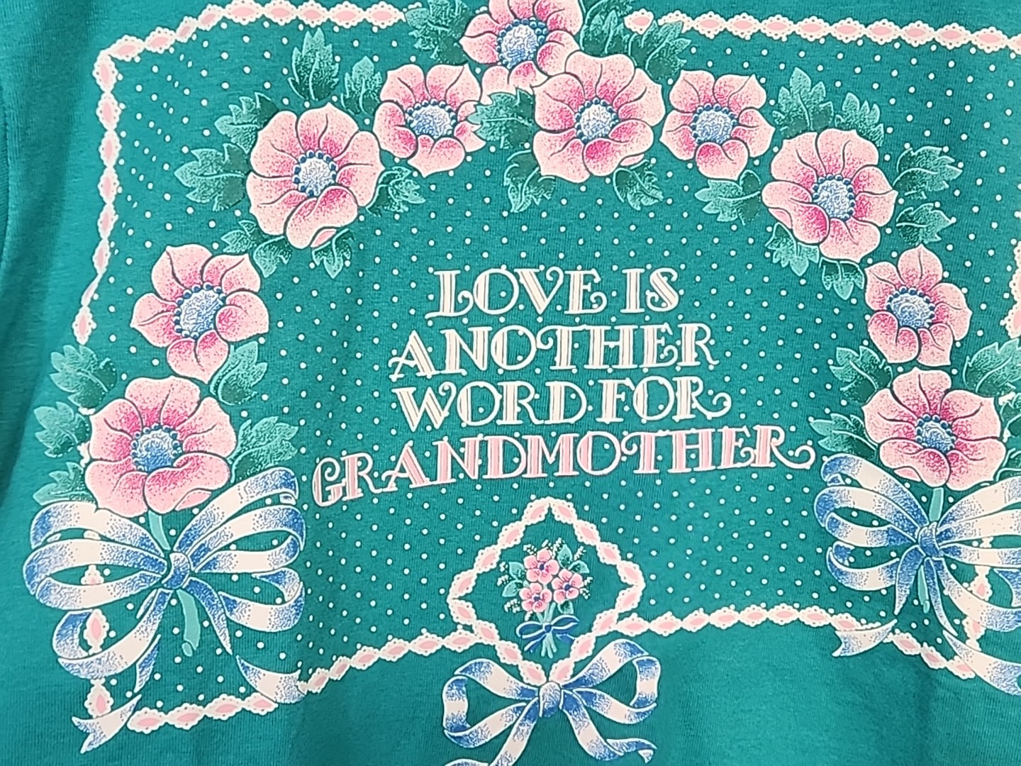 Love Is Another Word For Grandmother Sz M Vtg T-Shirt Fruit Of The Loom Best USA
