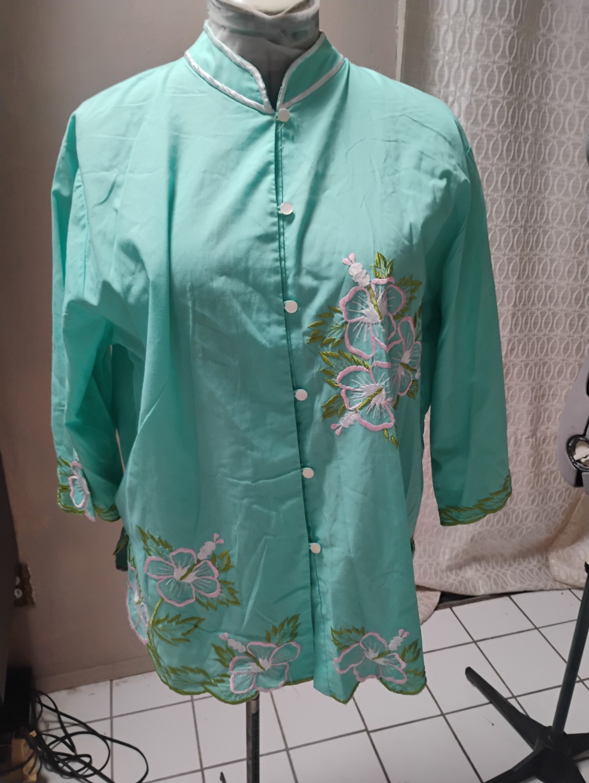 Vintage Caro of Honolulu Womens Embroidered Floral Jacket Aqua Top Size 20