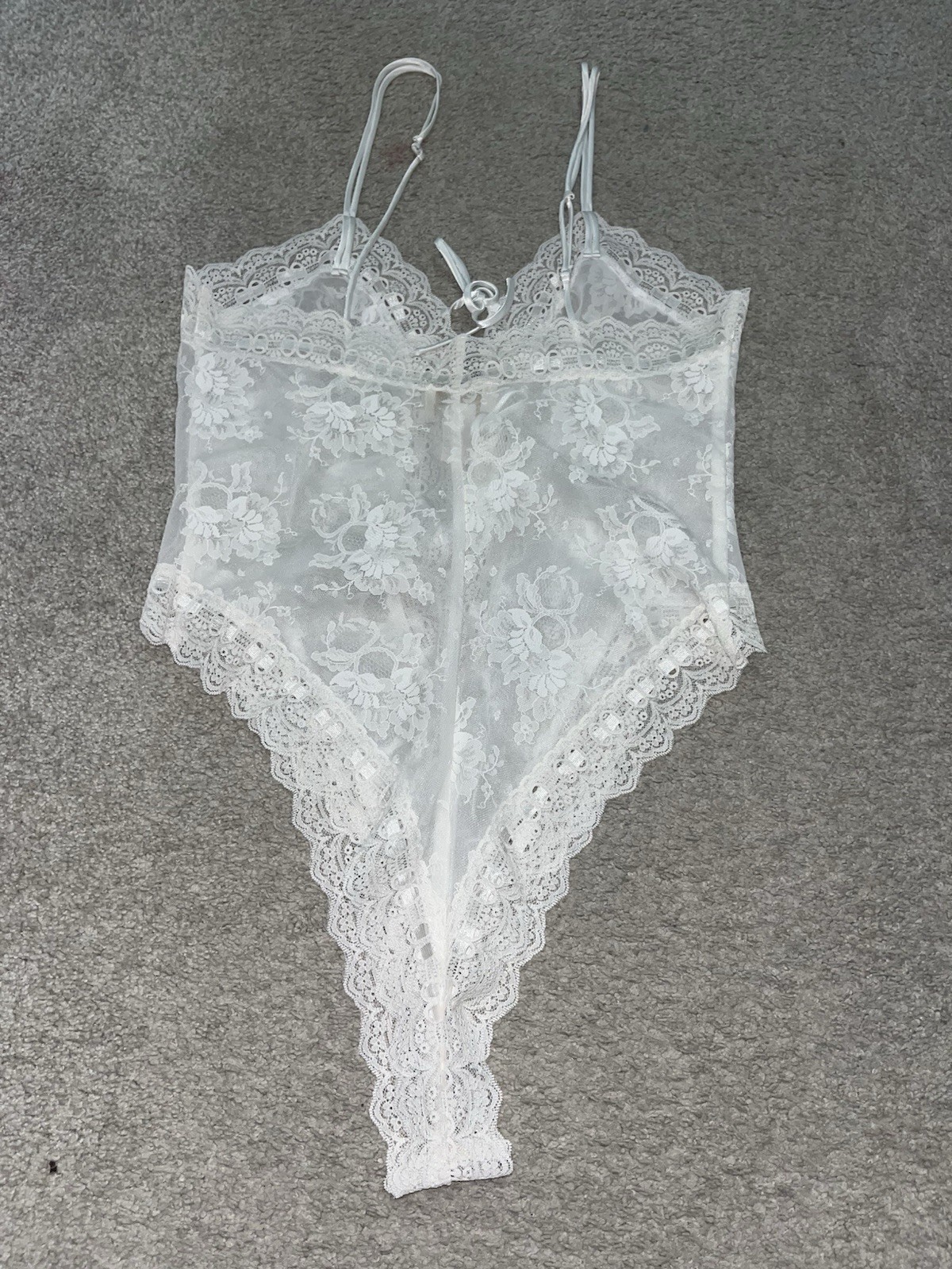 90s Gold Label Victorias Secret White Lace Bodysuit/Teddy Medium Vintage