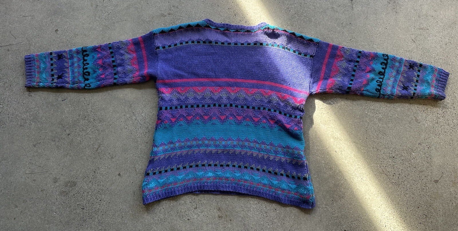 Vintage 1992 Segrets Sun Prints Purple Multicolor Embroidered Sweater Size L