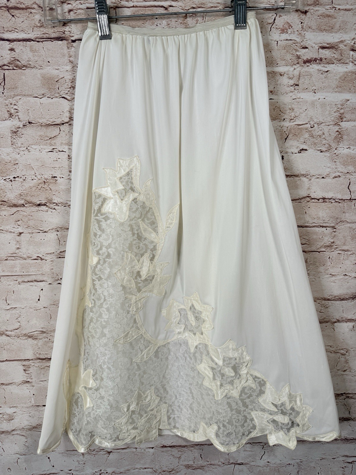 Vintage CHELSEA Ivory Half Slip Skirt THIGH HIGH Lace Work Slit Scalloped Hem S
