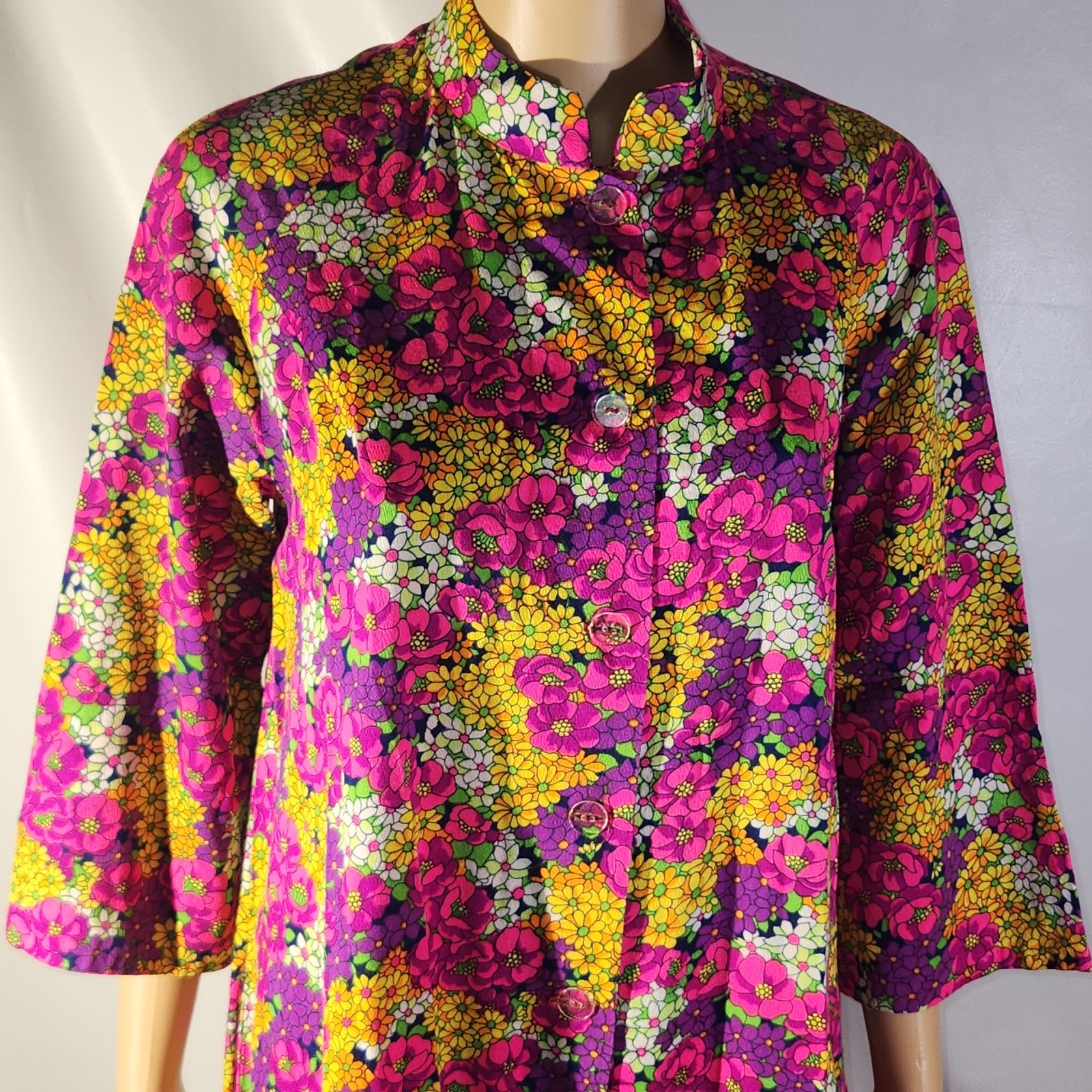 Vintage 60s Floral Flower Power Iconic Psychedelic House Coat Dress Maxi Robe