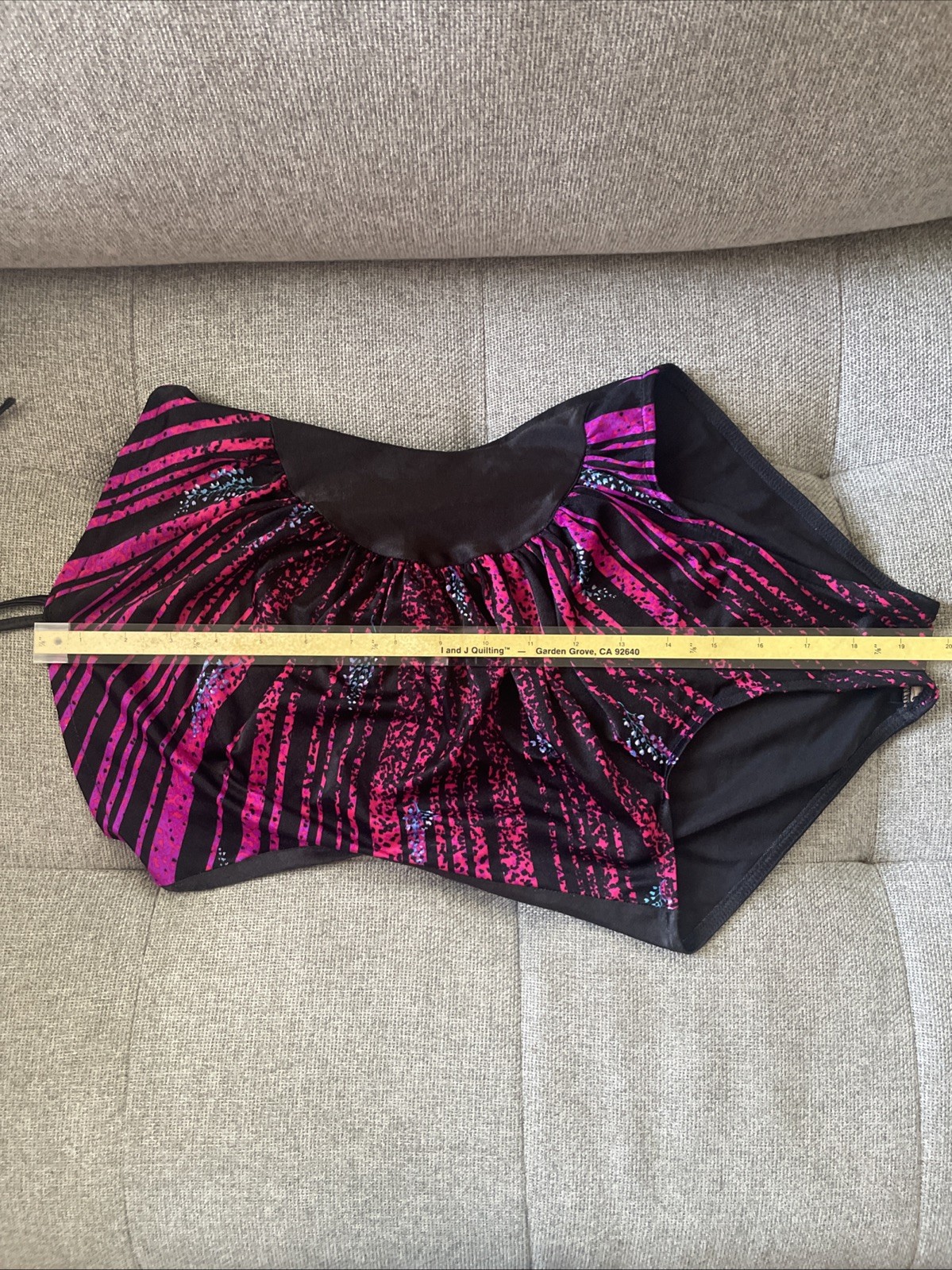 Vintage 80s Swimsuit Girls Size 11/12 1980s Black Hot Pink One Piece Classic