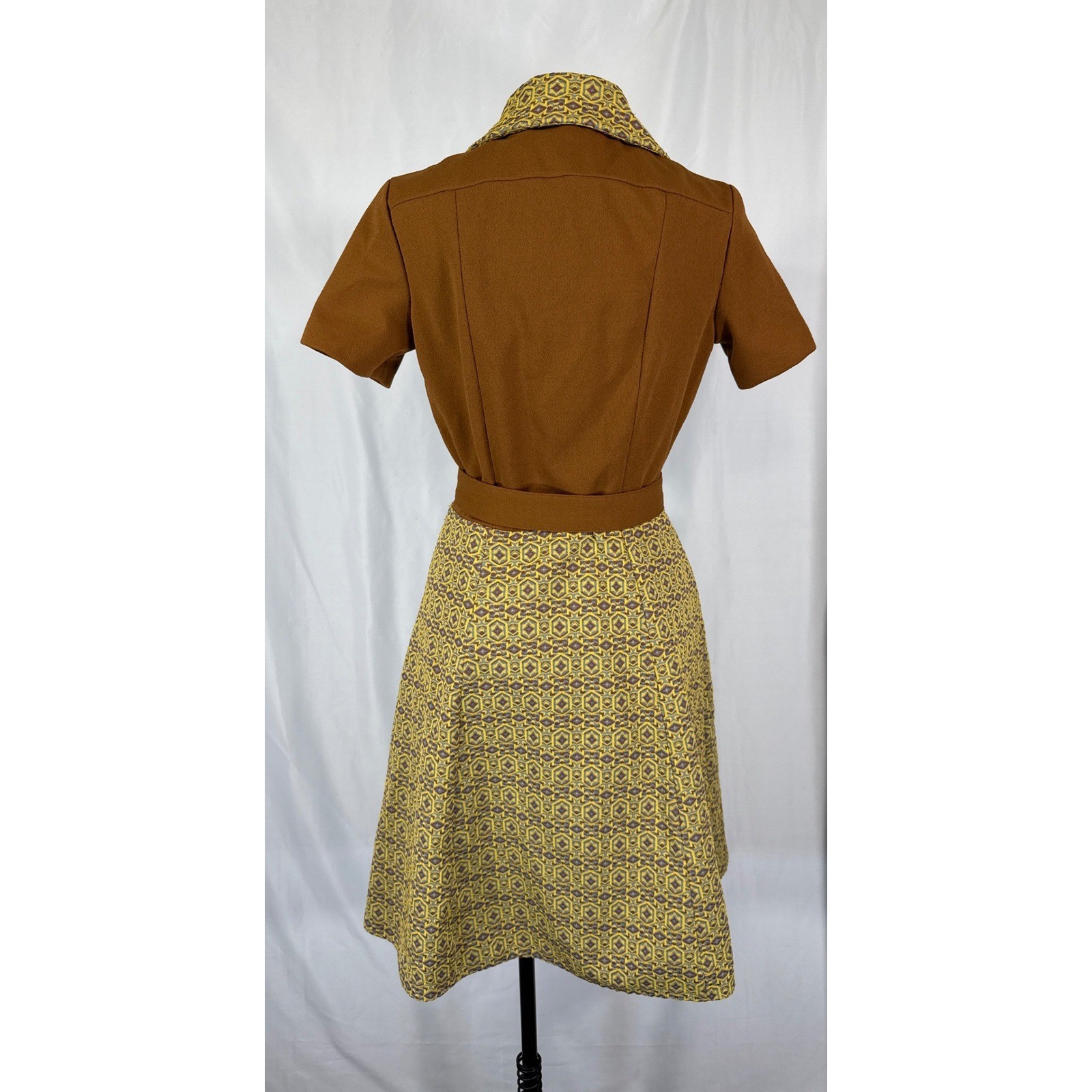 VTG 70s 100 Parkhouse Brown Geometric A-Line Mod Shirt Dress Belt Encron Knit M