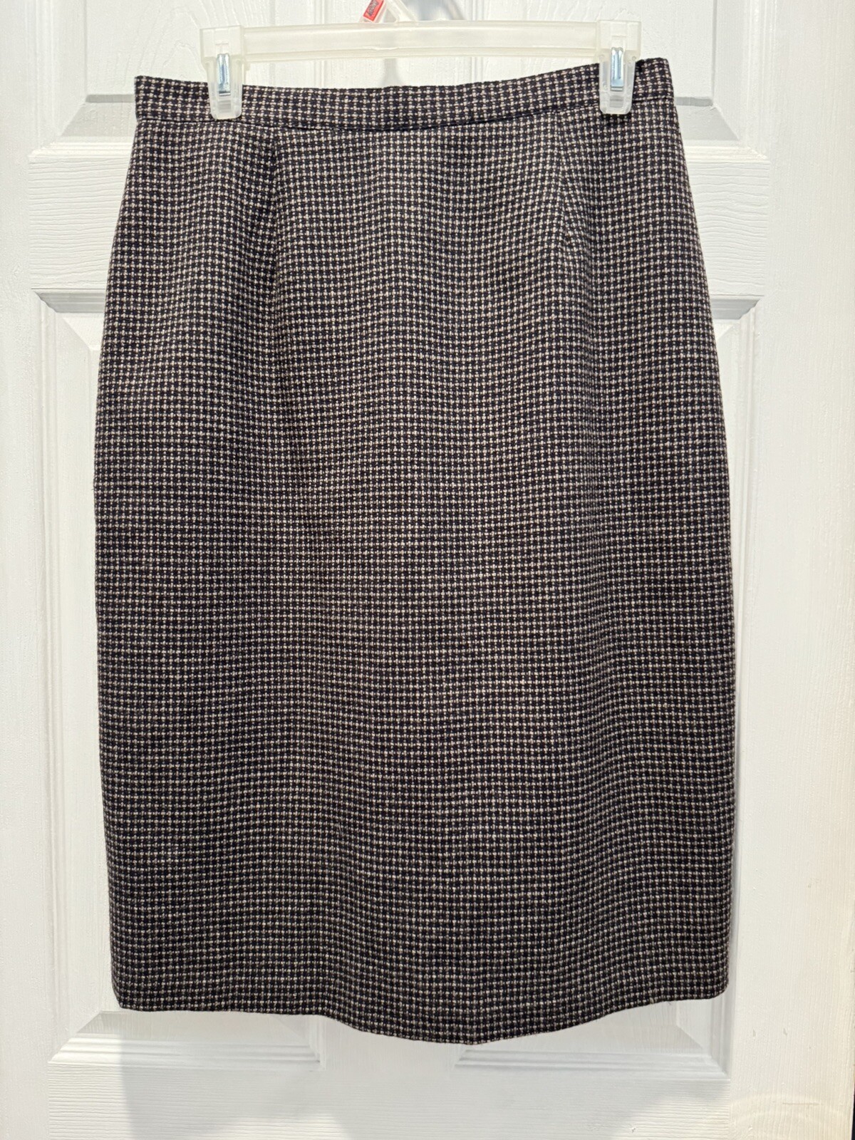 VTG JH Collectibles Plaid Black Skirt SZ12 100% Wool Pleats Back Button Zip DW1