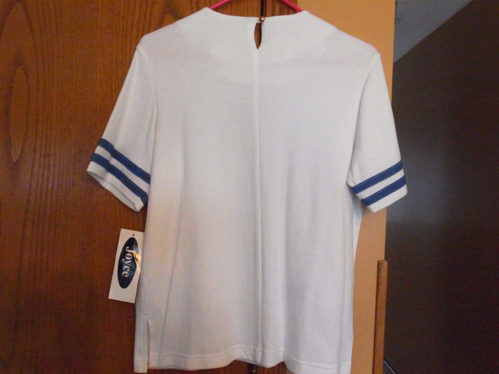 Vintage 1970’s JOYCE Ladies Size Small Embellished Short Sleeve Top-NEW W/TAG!!