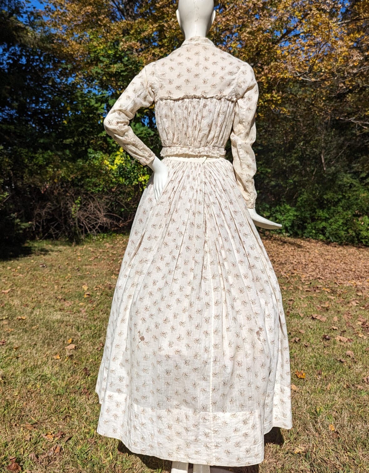 VICTORIAN 2 PC FLORAL PRINT MUSLIN SUMMER DRESS W RUFFLED BODICE 