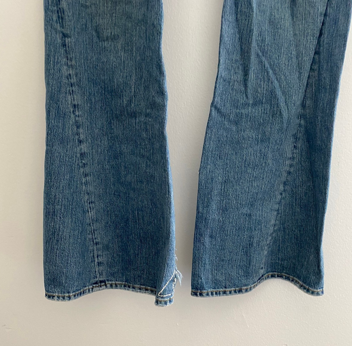 Vintage True Religion Low Rise Woodstock Flare Jeans sz 32 Distressed