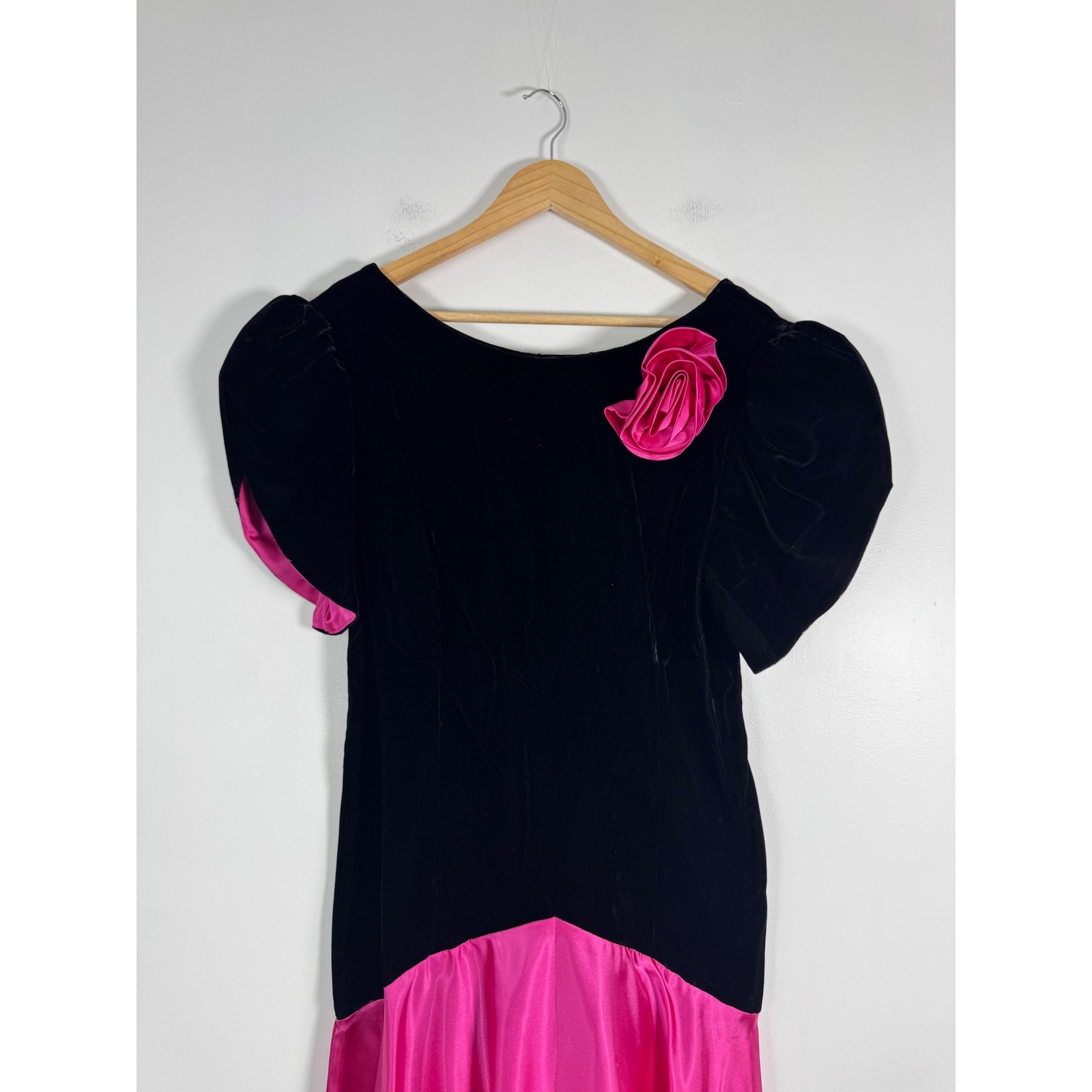 Vintage 80s Evenings by Pantagis Womens 13-14 Prom Dress Black Pink Velvet Satin