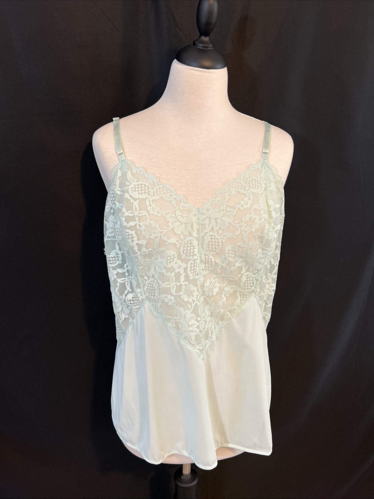 Vtg Vanity Fair Camisole Slip Size 40 Tricot Nylon Pale Green Perfect Condition!