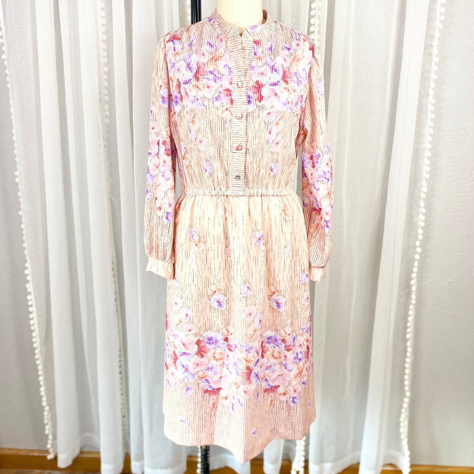 Vintage 1960s Pastel Floral Flowy Day Dress, Whimsy, Size Large