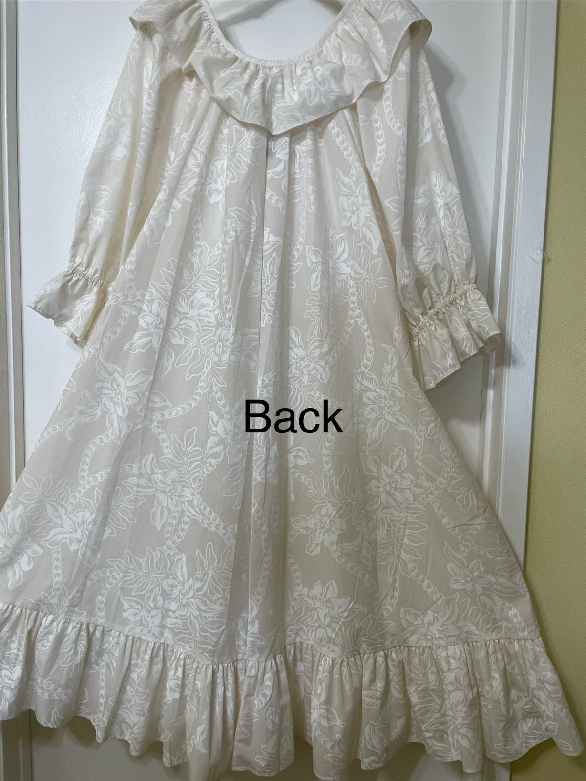 Vintage Liberty House Almost Paradis Cream/Ivory V-Neck Dress Muu Muu Size M