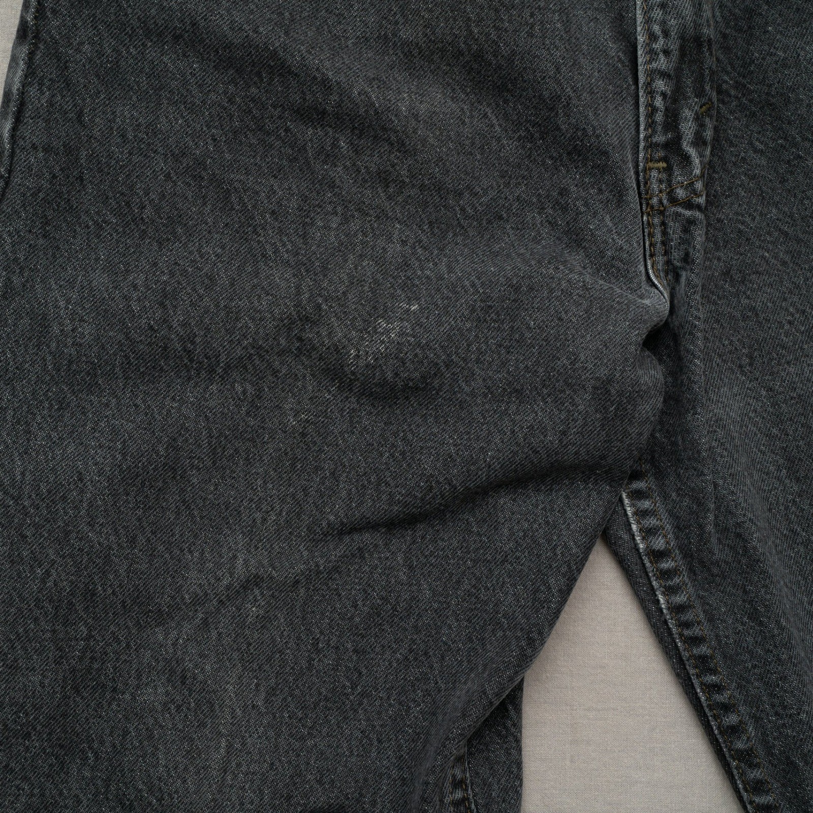 Vintage 80s Levis Leather Tab 540 Relaxed Fit Taper Faded Black Denim Jeans