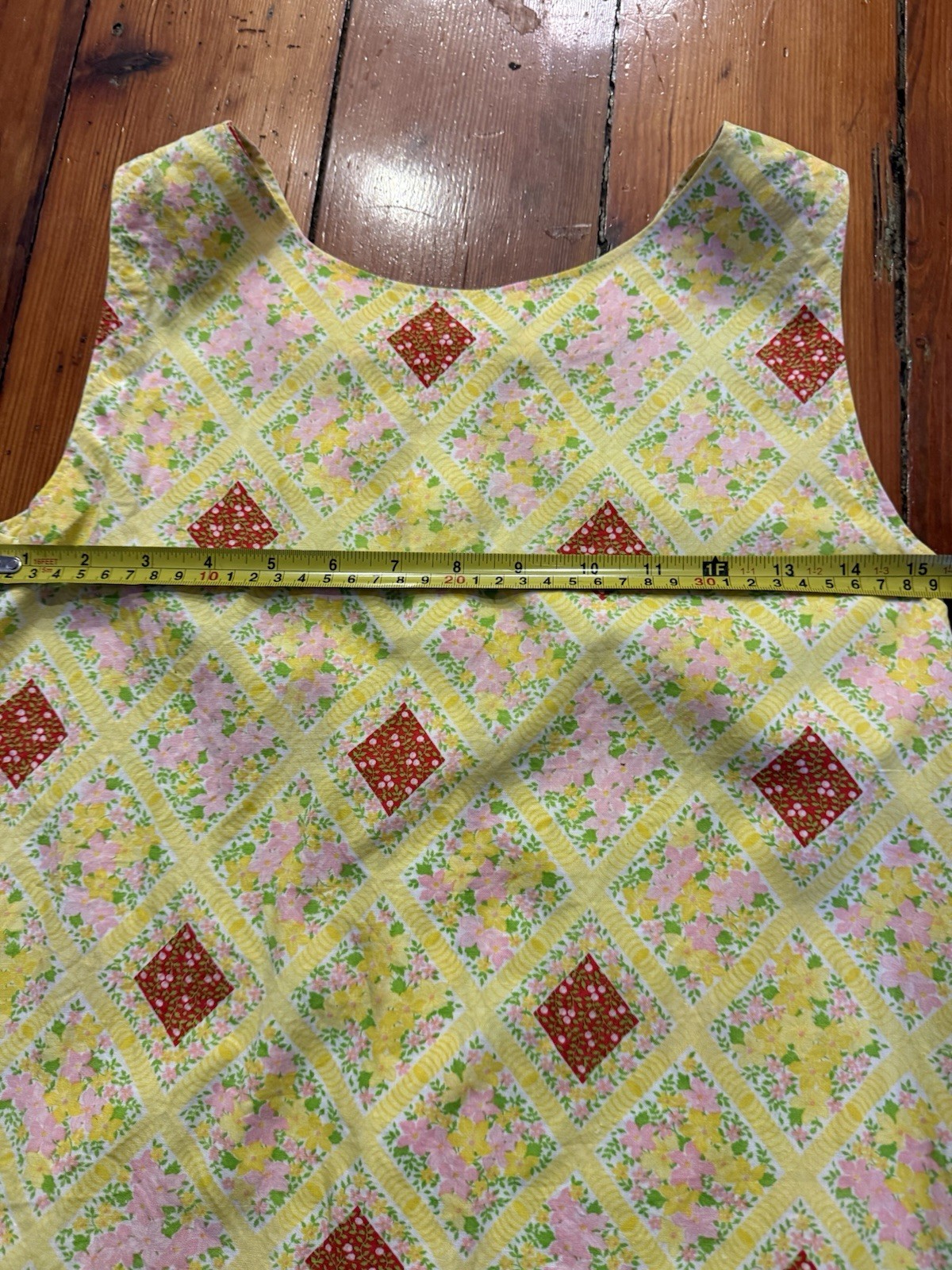 Vintage 1960s Women’s Homemade Shift House Dress Yellow W/ Flowers