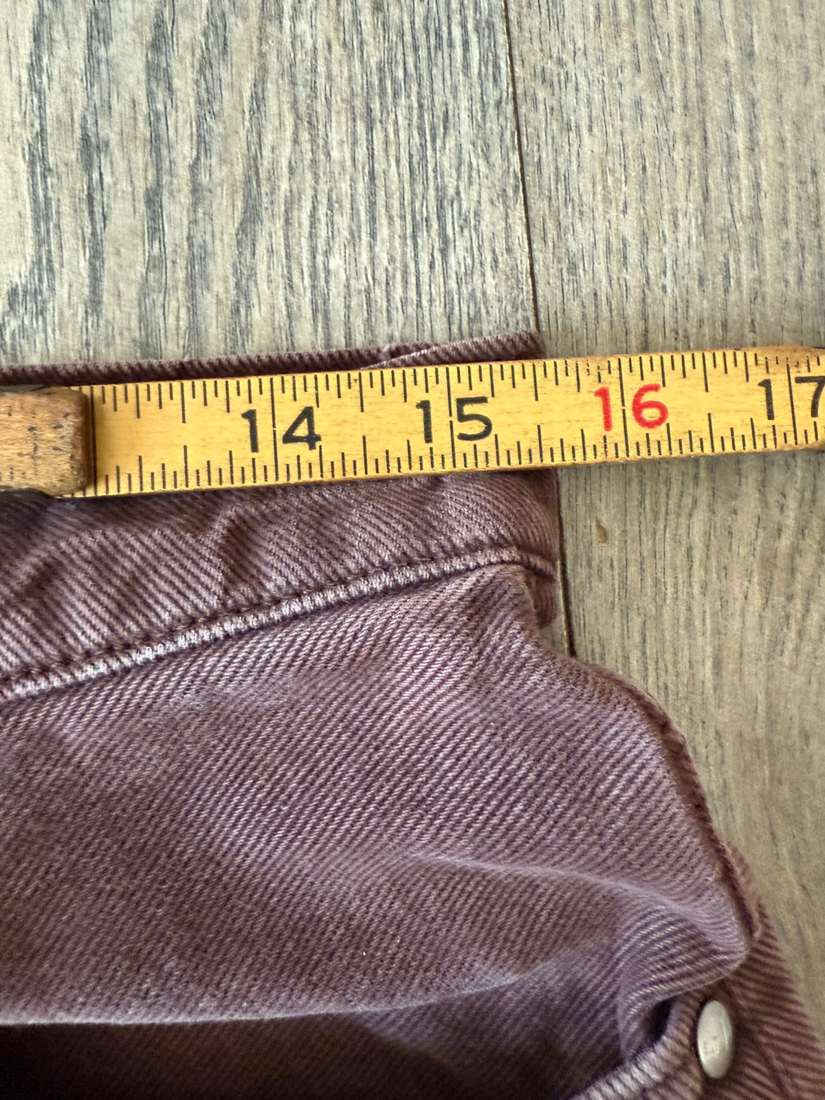 Vintage Levi’s Loose Fit Brown Silver Tab Women’s Jeans 11 31/30