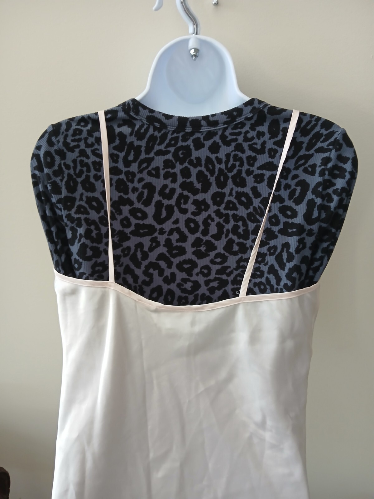 Vintage Intimo Amore Sz S Chemise Nightgown Silky Satin Beaded Lace Pink 90s