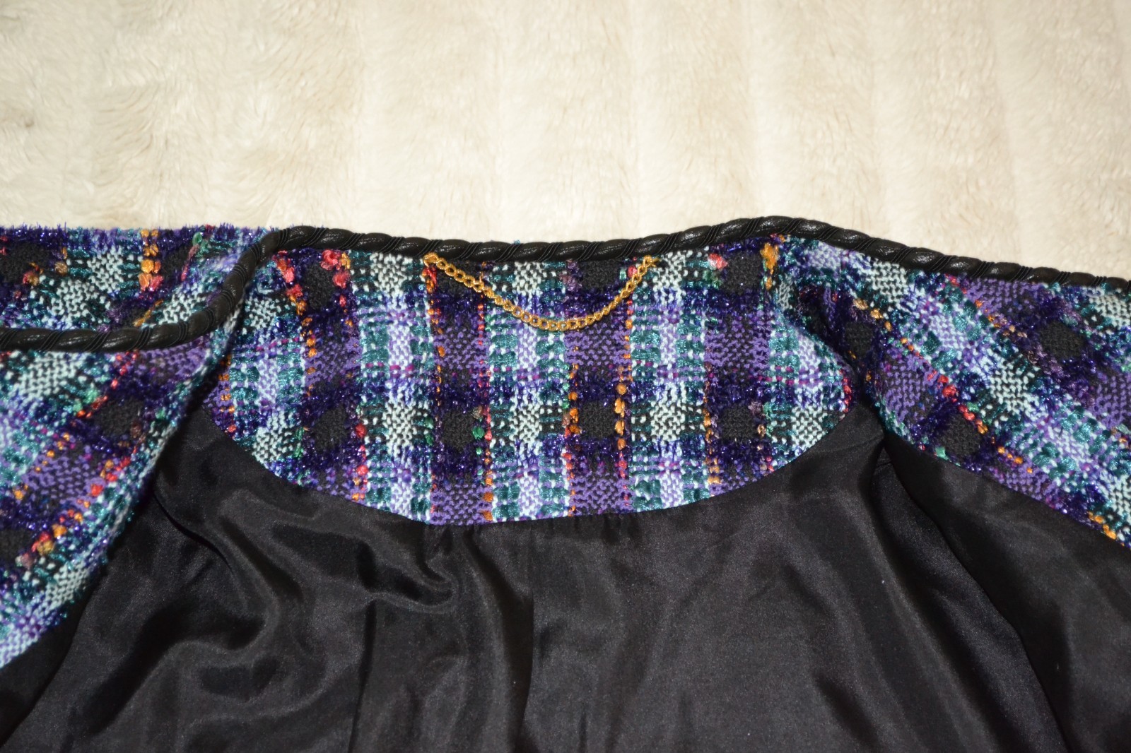 VTG Doncaster Tweed Skirt Suit Set 12 14 Faux Leather Trim Quiet Luxury NWT