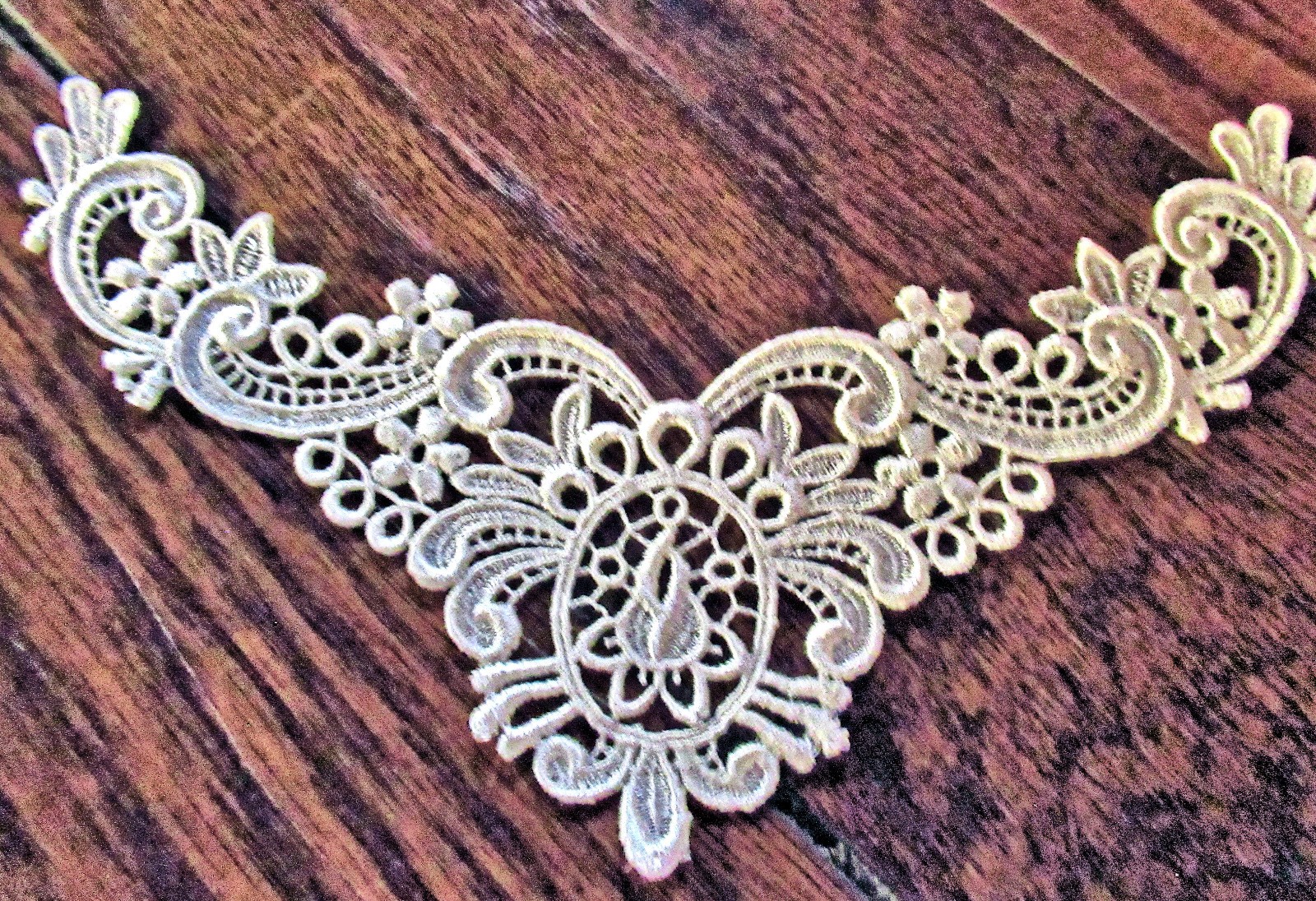Vtg Lady’s Dress Insert Applique White Schiffli Lace Fancy Rosebud Wedding