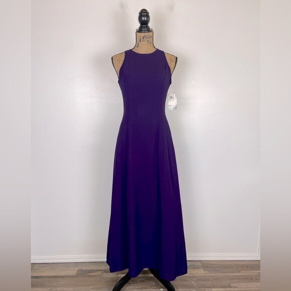 Papell Boutique Evening Vintage 90s Formal Dress Size 6P Purple Feminine Elegant