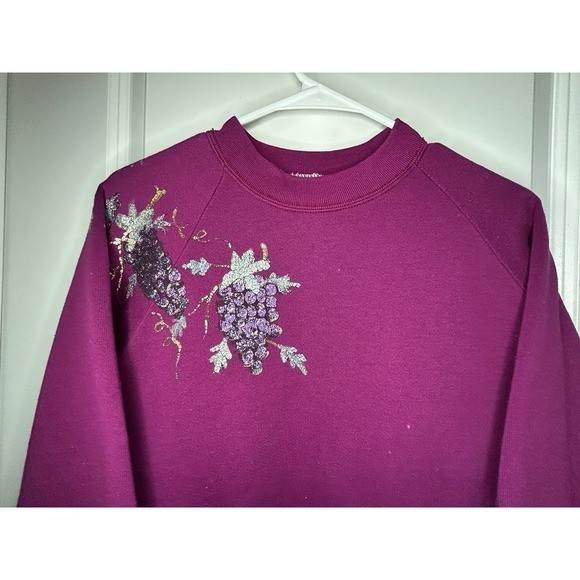 Vintage 90’s Hand Made Grape Vine Art Purple Crewneck Pullover Sweatshirt