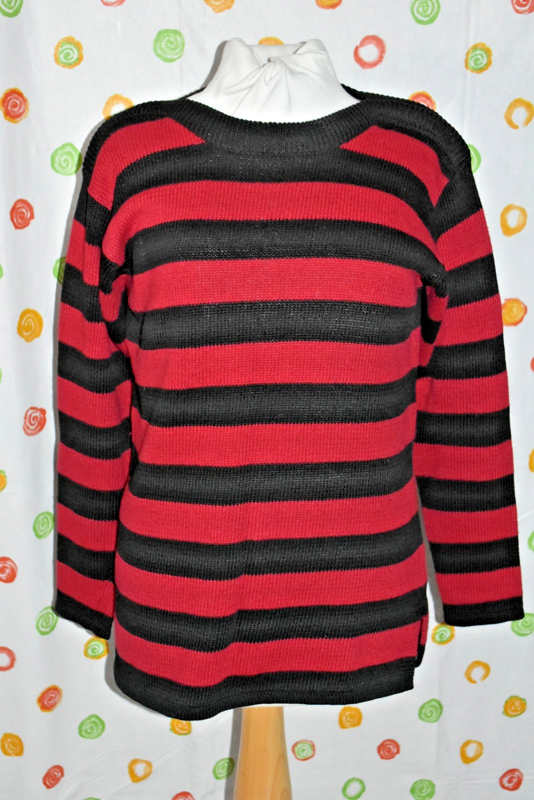 1990’S Cabin Creek WOMEN’S SIZE Small Red black stripe SWEATER EUC