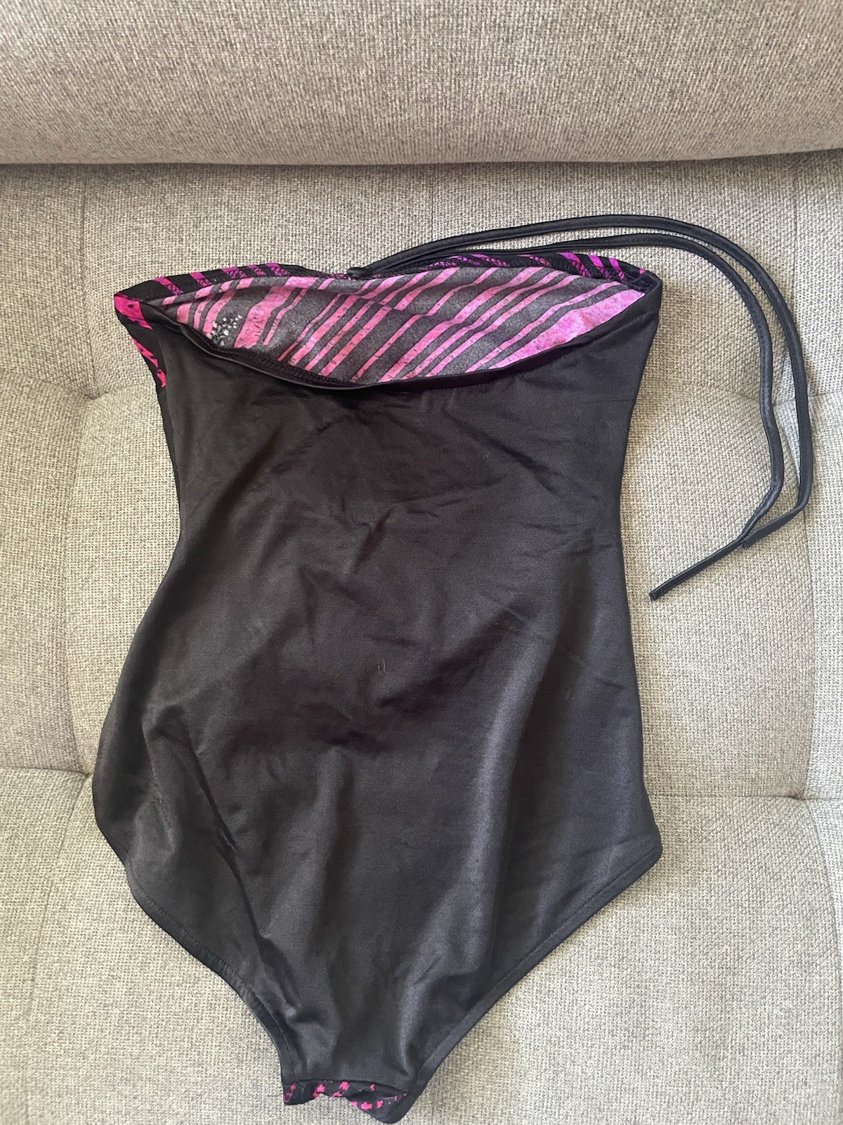 Vintage 80s Swimsuit Girls Size 11/12 1980s Black Hot Pink One Piece Classic